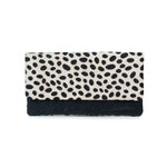 Load image into Gallery viewer, Iris purse