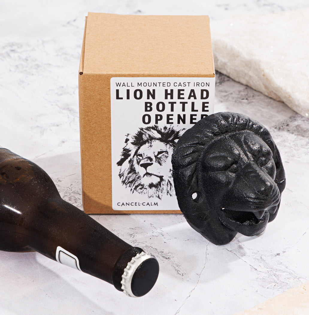 LION HEAD WALL MOUNTED BOTTLE OPENER (CAST IRON)