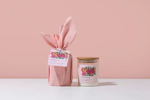 Rose and wildflower soy candle.