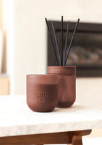 Load image into Gallery viewer, Smith &amp; Co. Diffuser 200ml - Black Oud &amp; Saffron
