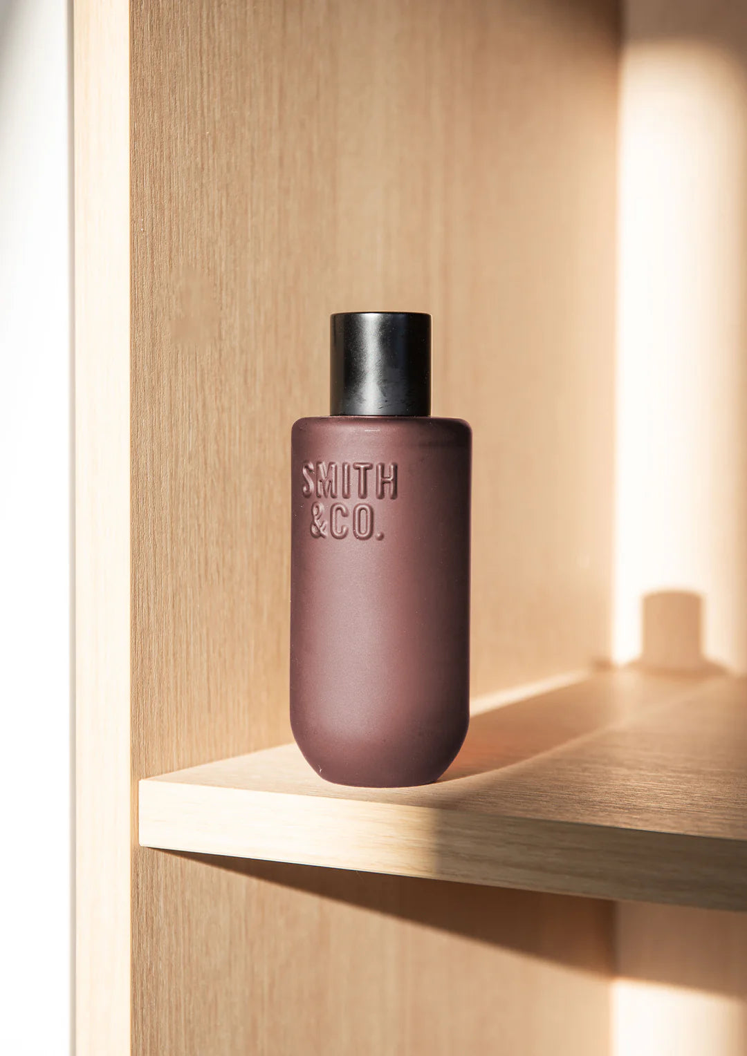 Smith & Co. Room Spray 100ml - Black Oud & Saffron