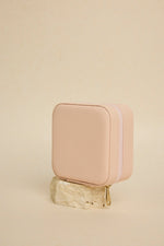 Load image into Gallery viewer, Square Pink Jewellery Travel Case
