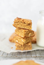 Load image into Gallery viewer, Flour and Dough FUDGY WHITE CHOCOLATE BLONDIE BAKING MIX
