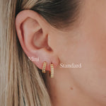 Load image into Gallery viewer, Ribbed Hoops
