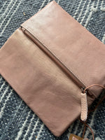 Load image into Gallery viewer, Keiva purse Dusky Robin

