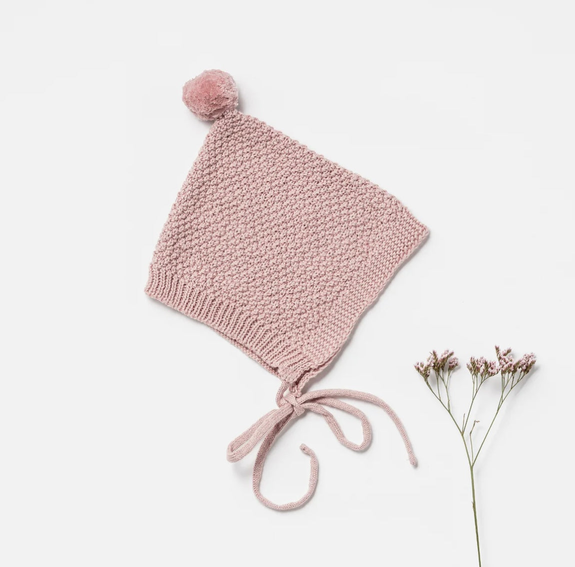 Bonnet with Pompom in Dusk